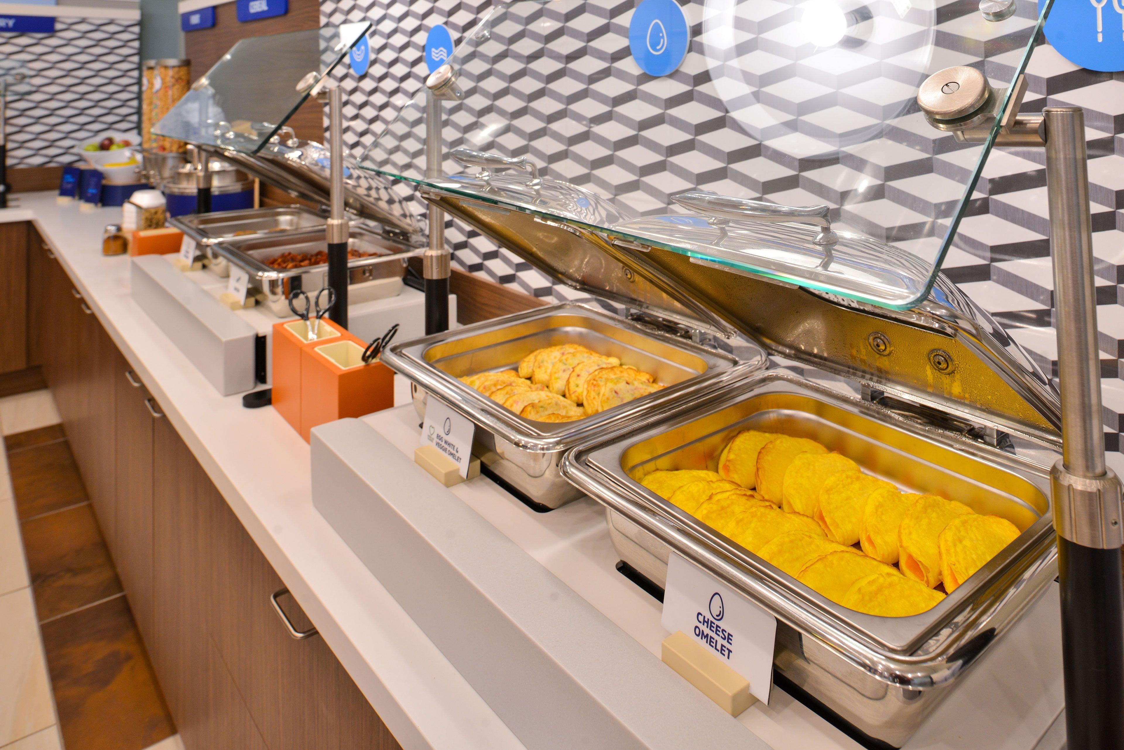 Holiday Inn Express Hotel & Suites Antigo By Ihg Bagian luar foto